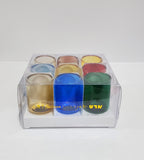Tasses en verre de couleurs