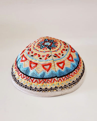 Embroidered kipa